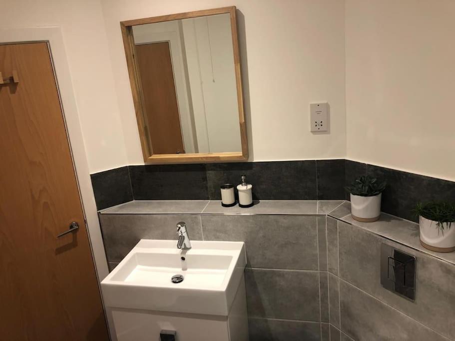 Stunning Apartment In Leeds- Financial District 利兹 外观 照片